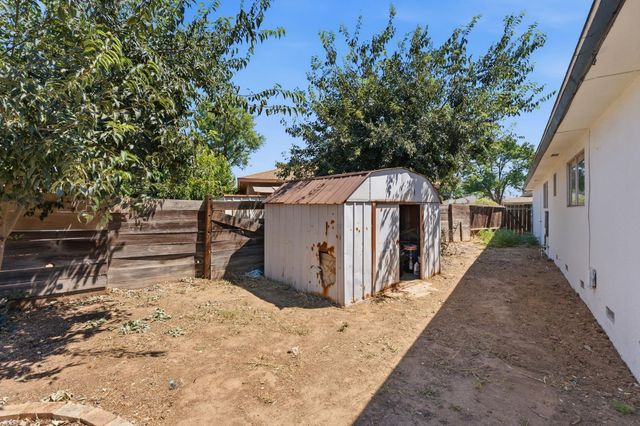 641 E Scott Avenue, Fresno, CA 93710