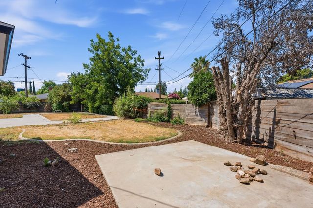 641 E Scott Avenue, Fresno, CA 93710