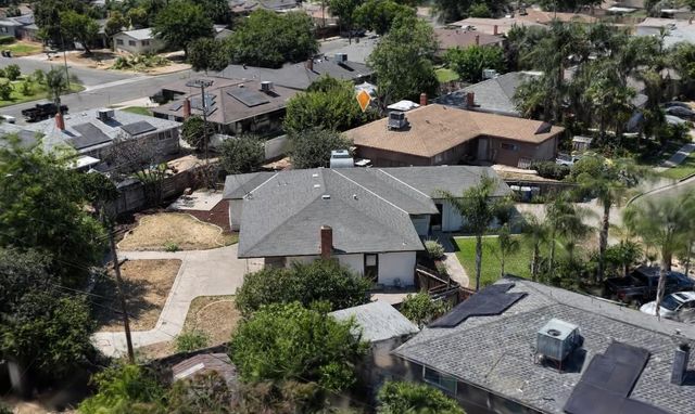 641 E Scott Avenue, Fresno, CA 93710