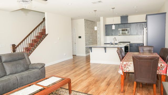 6125 W Donner Avenue, Fresno, CA 93723