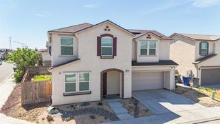 6125 W Donner Avenue, Fresno, CA 93723