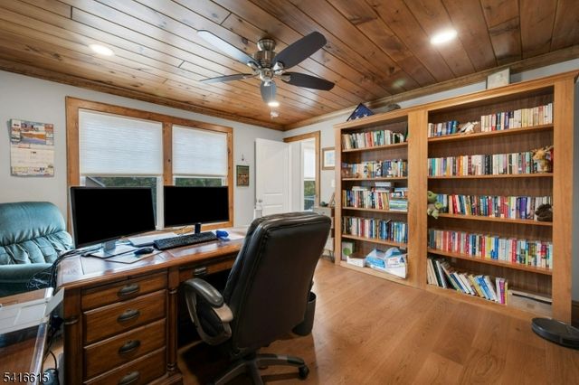 15 Hardman Ter, Denville Twp., NJ 07834