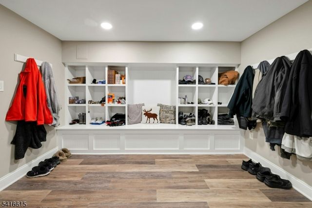 15 Hardman Ter, Denville Twp., NJ 07834