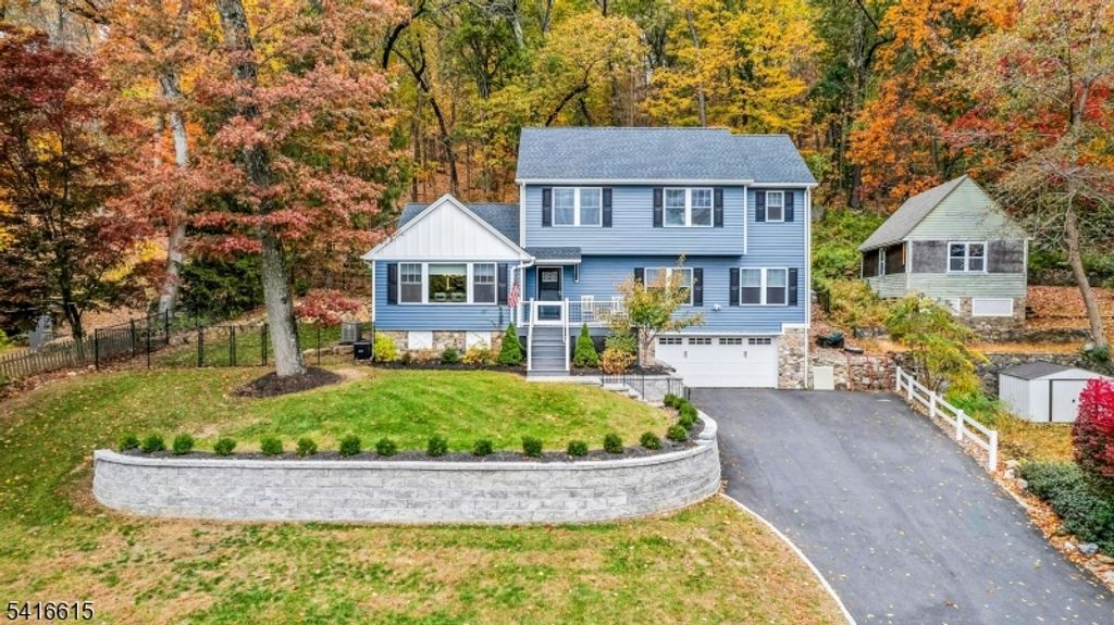 15 Hardman Ter, Denville Twp., NJ 07834