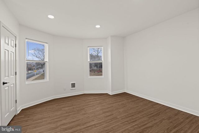 1001-3 ARROTT ST, Philadelphia, PA 19124