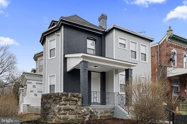 1001-3 ARROTT ST, Philadelphia, PA 19124