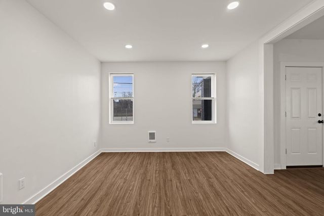 1001-3 ARROTT ST, Philadelphia, PA 19124