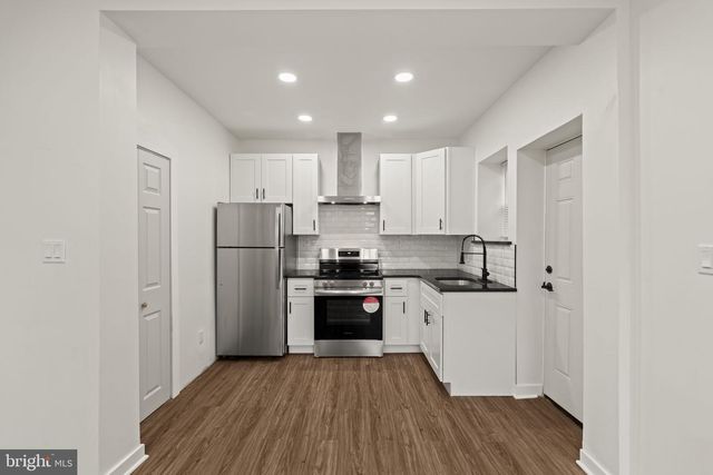 1001-3 ARROTT ST, Philadelphia, PA 19124