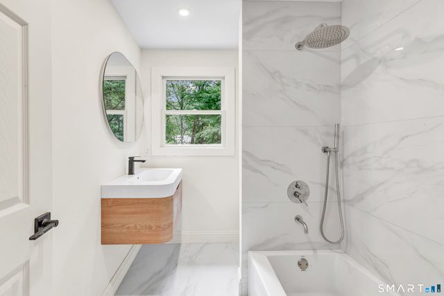 33 Coley Road, Wilton, CT 06897