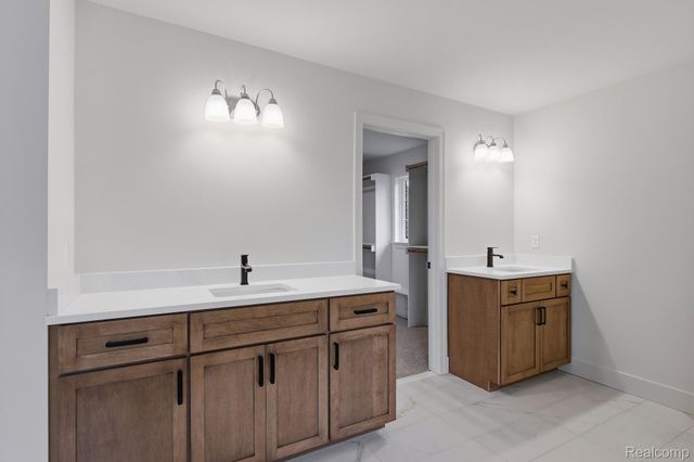 19840 Tranquility Drive, Macomb Township, MI 48042