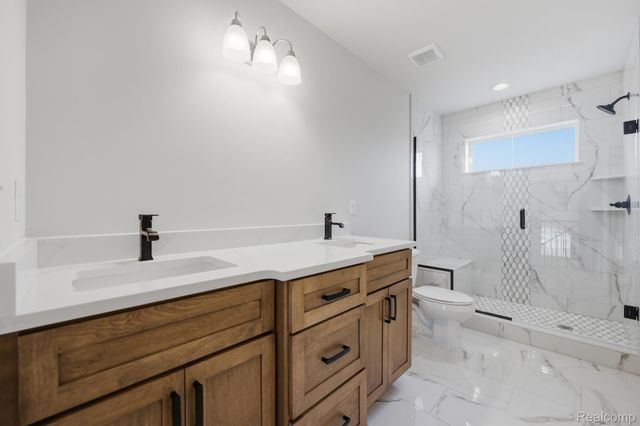 19840 Tranquility Drive, Macomb Township, MI 48042