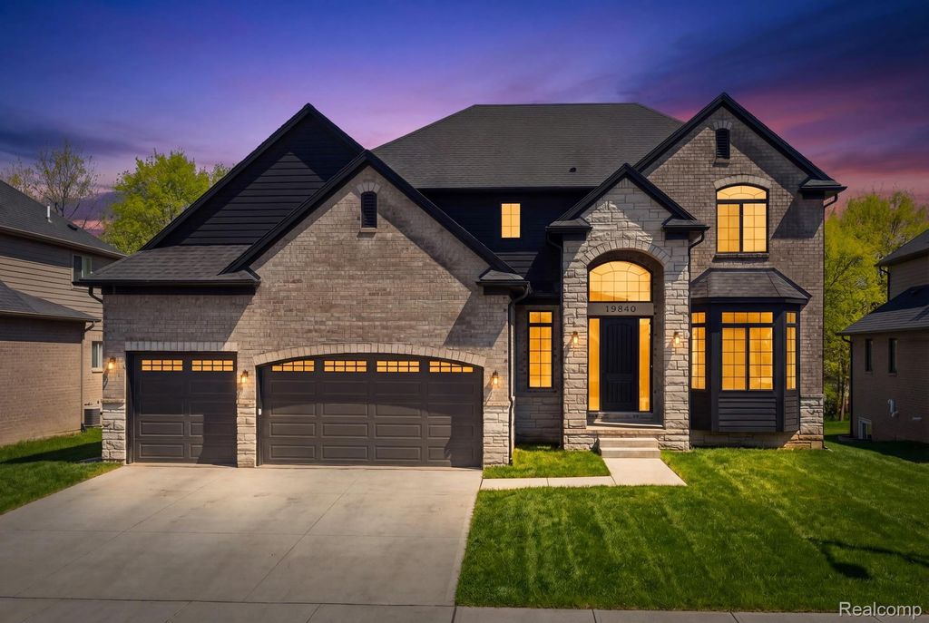 19840 Tranquility Drive, Macomb Township, MI 48042