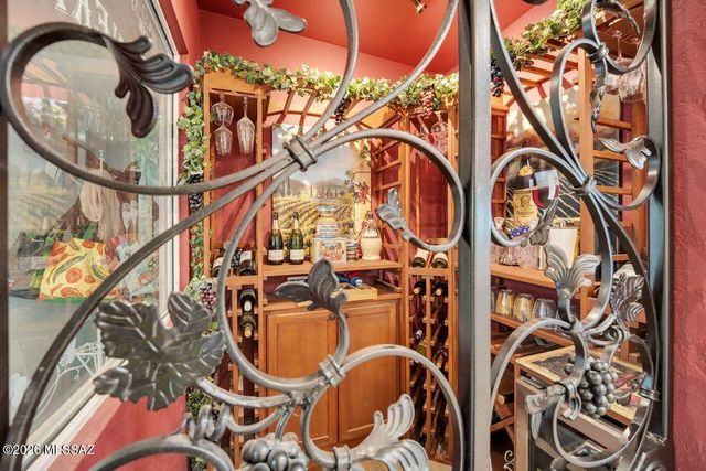 6510 N Longfellow Drive, Tucson, AZ 85718