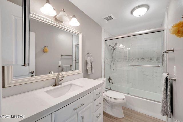 6510 N Longfellow Drive, Tucson, AZ 85718