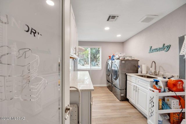 6510 N Longfellow Drive, Tucson, AZ 85718