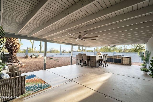 6510 N Longfellow Drive, Tucson, AZ 85718