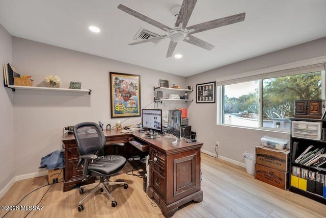 6510 N Longfellow Drive, Tucson, AZ 85718