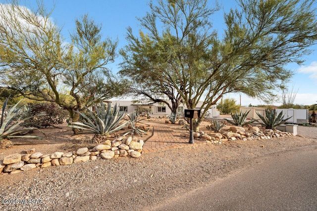 6510 N Longfellow Drive, Tucson, AZ 85718