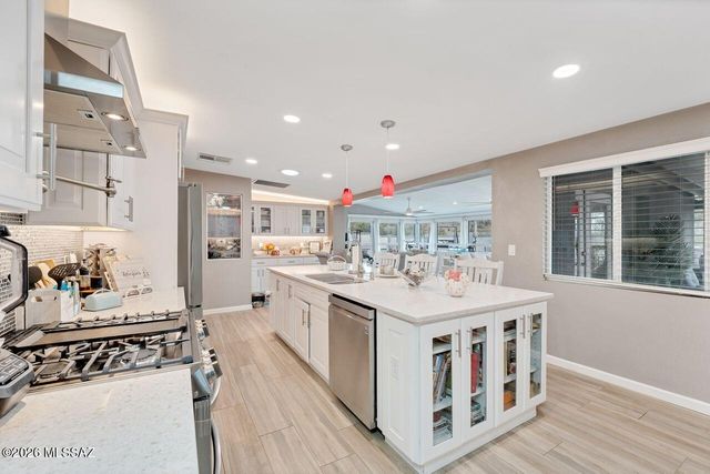 6510 N Longfellow Drive, Tucson, AZ 85718