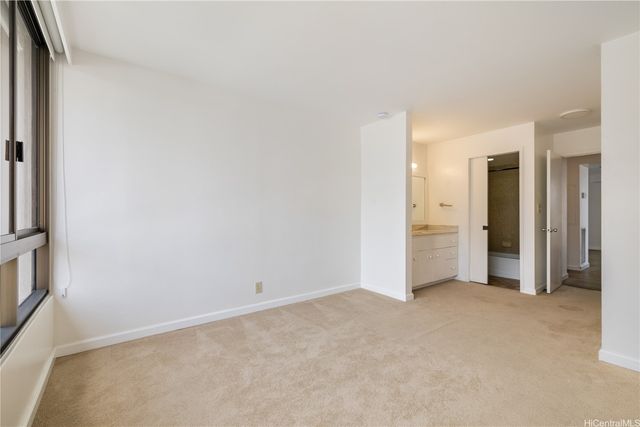 1910 Ala Moana Boulevard 19A, Honolulu, HI 96815