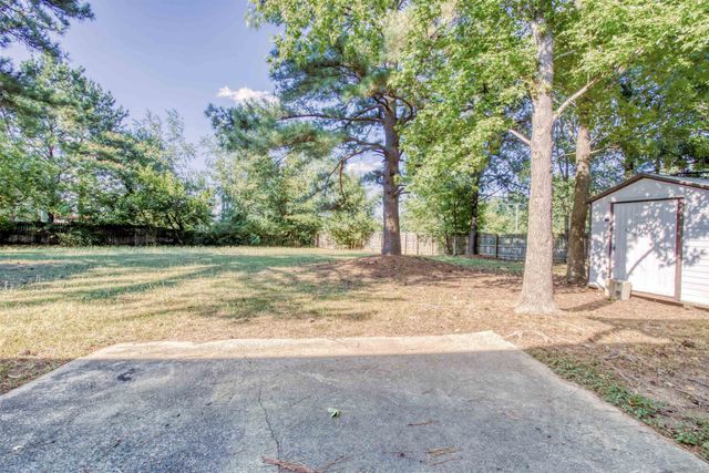 209 Bayberry Lane, Garner, NC 27529