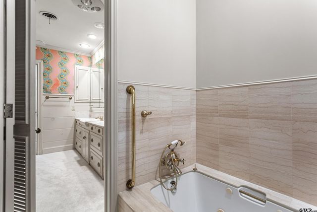 309 Glenhaven, Tyler, TX 75701