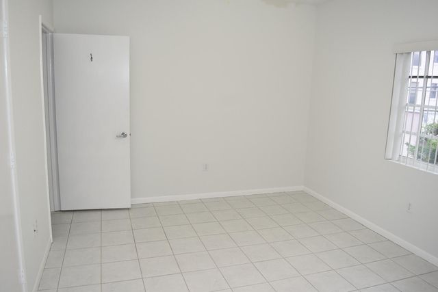 2010 Taylor Street 7b, Hollywood, FL 33020