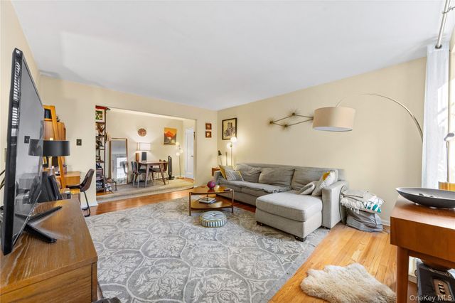 302 96th Street 4G, Brooklyn, NY 11209