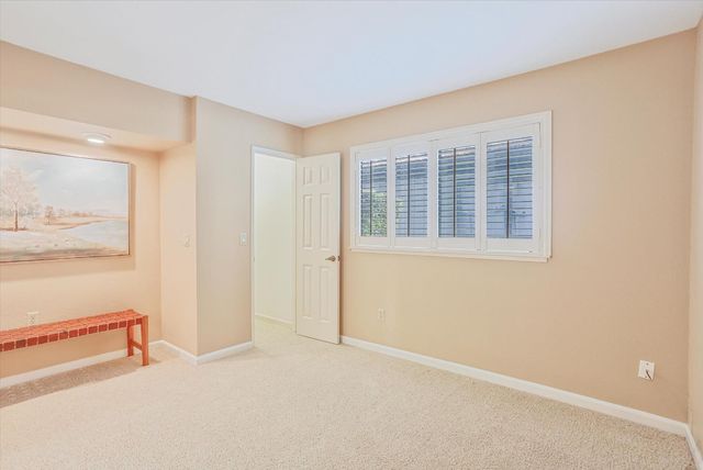 2240 University Ave, Sacramento, CA 95825