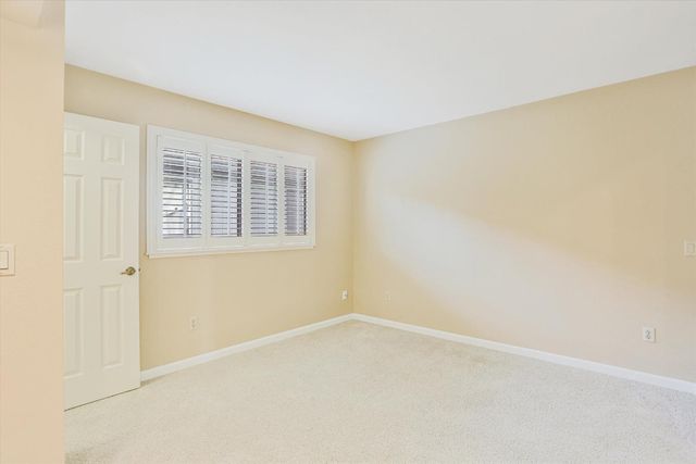 2240 University Ave, Sacramento, CA 95825