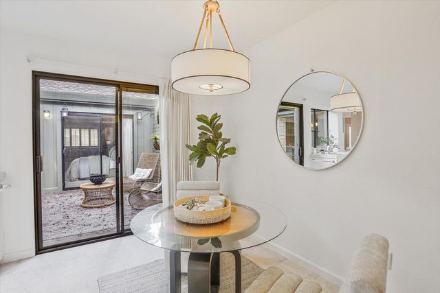 2240 University Ave, Sacramento, CA 95825