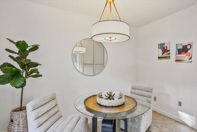 2240 University Ave, Sacramento, CA 95825