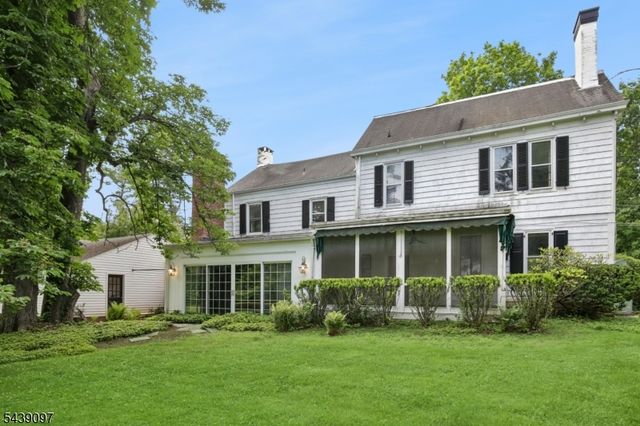 111 Village Rd, Harding Twp., NJ 07976