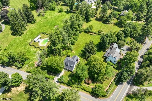 111 Village Rd, Harding Twp., NJ 07976