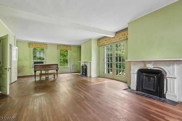 111 Village Rd, Harding Twp., NJ 07976