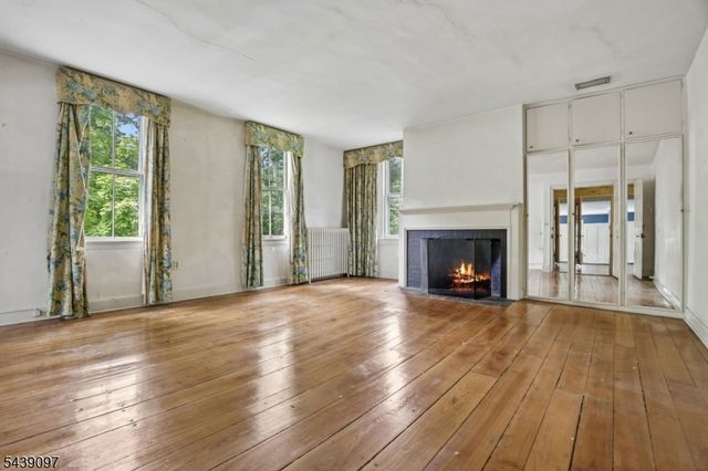 111 Village Rd, Harding Twp., NJ 07976