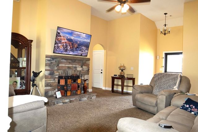 147 Mclendon, Fort Mitchell, AL 36856