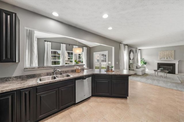 7119 Bluestream Drive, Tipp City, OH 45371