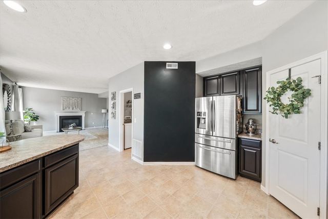 7119 Bluestream Drive, Tipp City, OH 45371