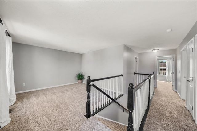7119 Bluestream Drive, Tipp City, OH 45371