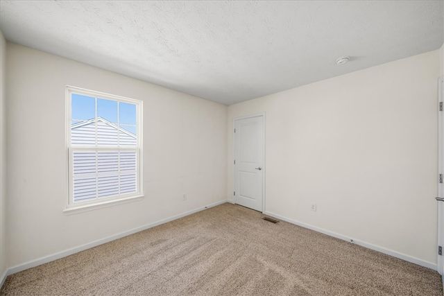 7119 Bluestream Drive, Tipp City, OH 45371