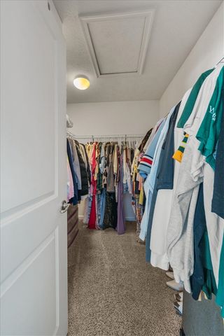 7119 Bluestream Drive, Tipp City, OH 45371