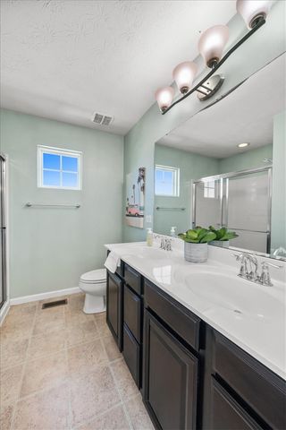 7119 Bluestream Drive, Tipp City, OH 45371