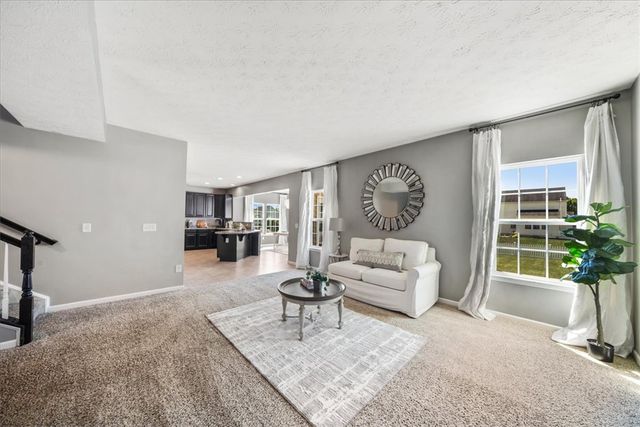 7119 Bluestream Drive, Tipp City, OH 45371
