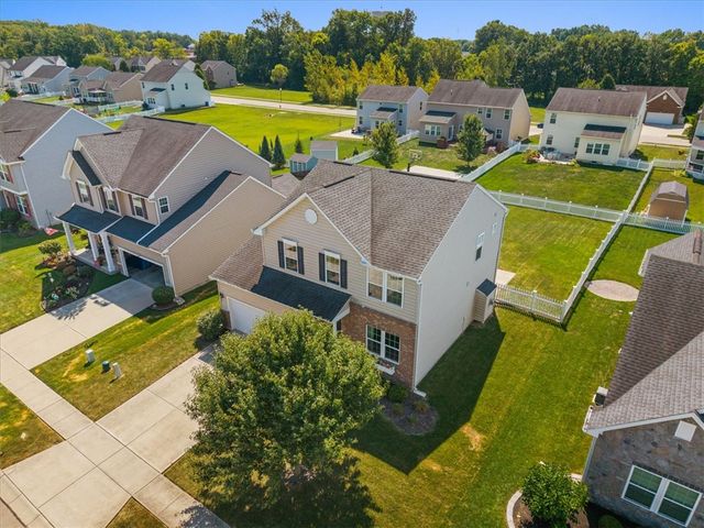 7119 Bluestream Drive, Tipp City, OH 45371