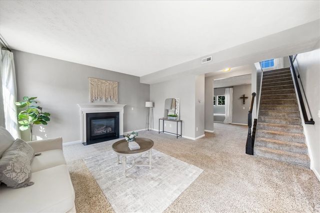 7119 Bluestream Drive, Tipp City, OH 45371
