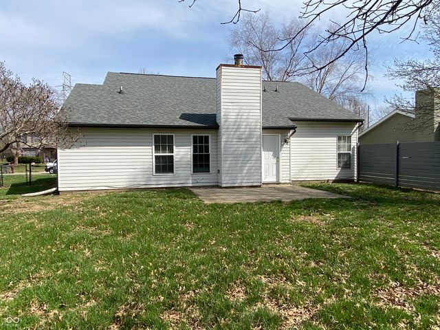 5048 Shadow Pointe Drive, Indianapolis, IN 46254