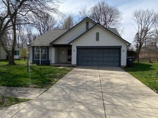 5048 Shadow Pointe Drive, Indianapolis, IN 46254