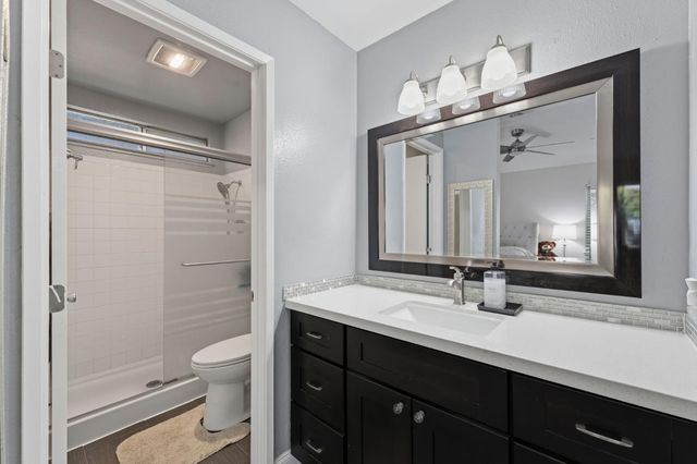 2049 Las Coches Way, Sacramento, CA 95833