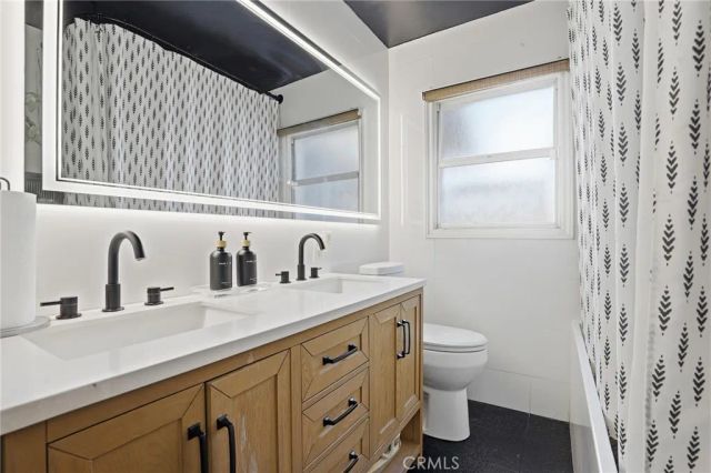 415 E Green Street, Claremont, CA 91711